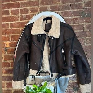 Cropped Zara Sherling Jacket